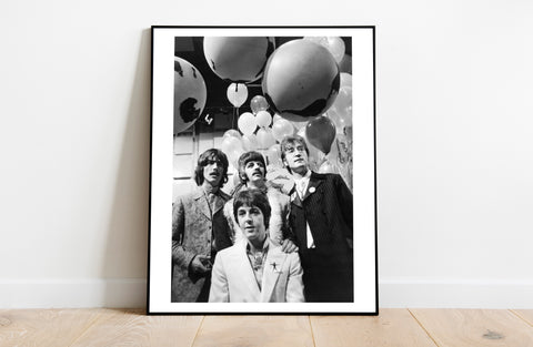 The Beatles - In Front Of Balloons Looking Away Art Print