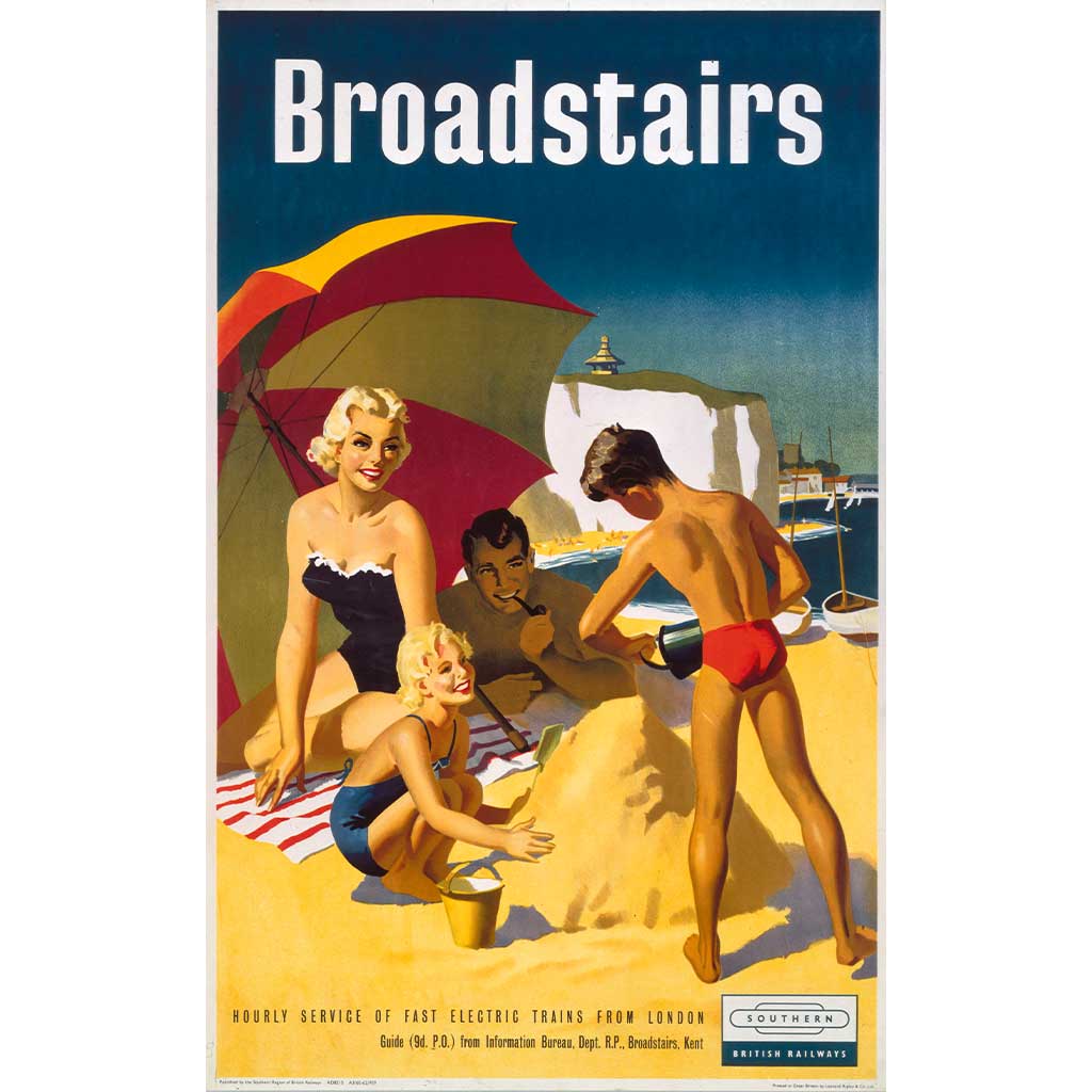 KEN010: Brodstairs, Family Playing with Sand