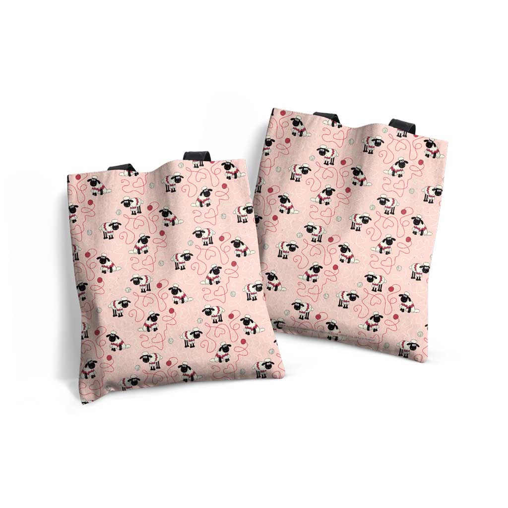 WAGR053: Wallace and Gromit - Shaun repeat pattern Edge-to-Edge Tote Bag