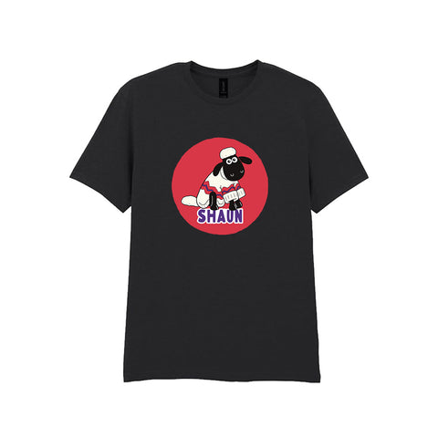 WAGR098: Wallace and Gromit - Shaun badge T-shirt