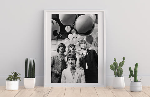 The Beatles - In Front Of Balloons Looking Away Art Print