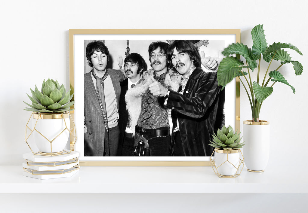 The Beatles - Thumbs Up - 11X14inch Premium Art Print