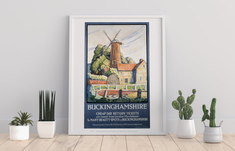 Redcar - Walk Along The Front - 11X14inch Premium Art Print