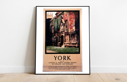 York On The London And North Eastern Railway - Art Print