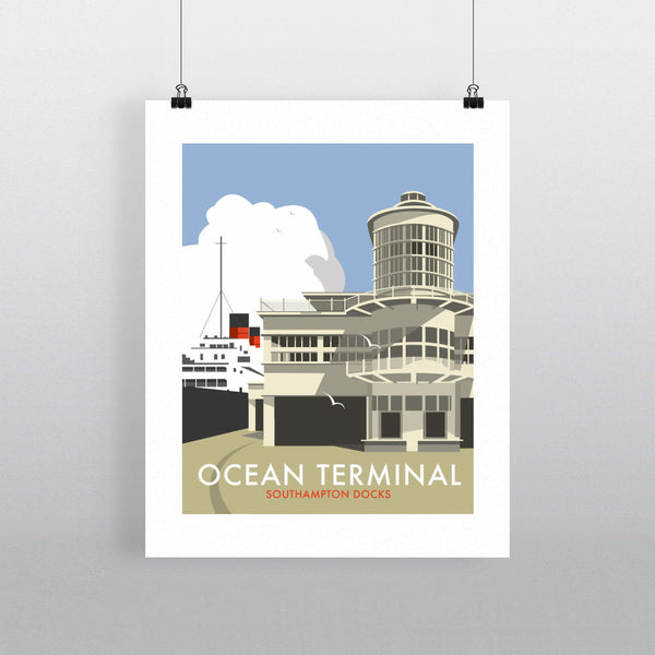 THOMPSON058: Ocean Terminal, Southampton Docks. – Star Editions