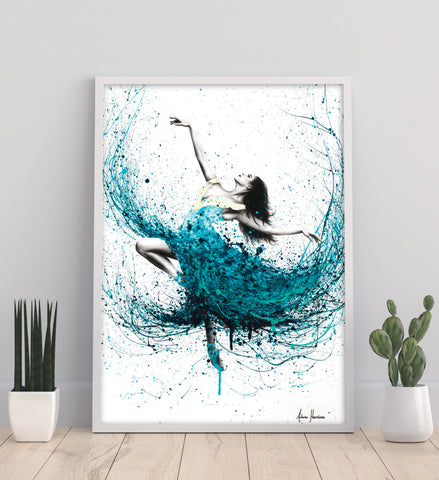 AHVIN259: Teal Dancer