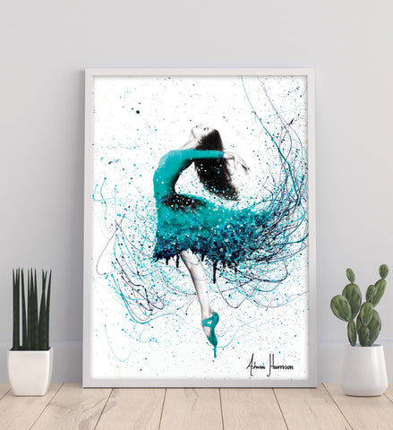 AHVIN375: Turquoise Ocean Dancer